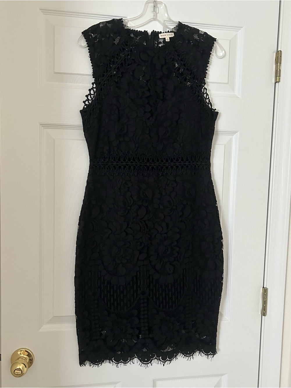 Main Strip Black Lace Midi Dress